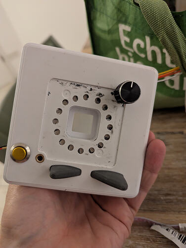 PXL_20260205_210236999